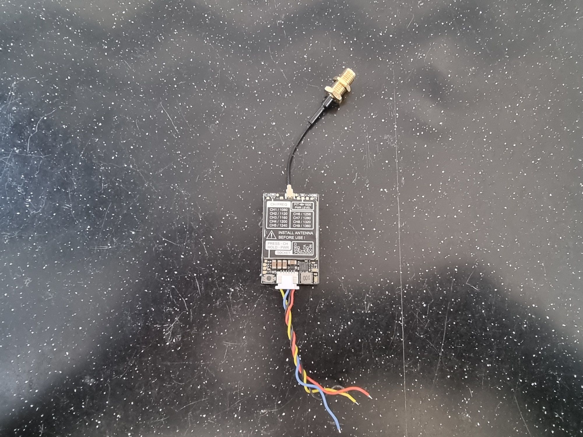 Відеопередавач 1,6W 1,2GHz vtx fpv