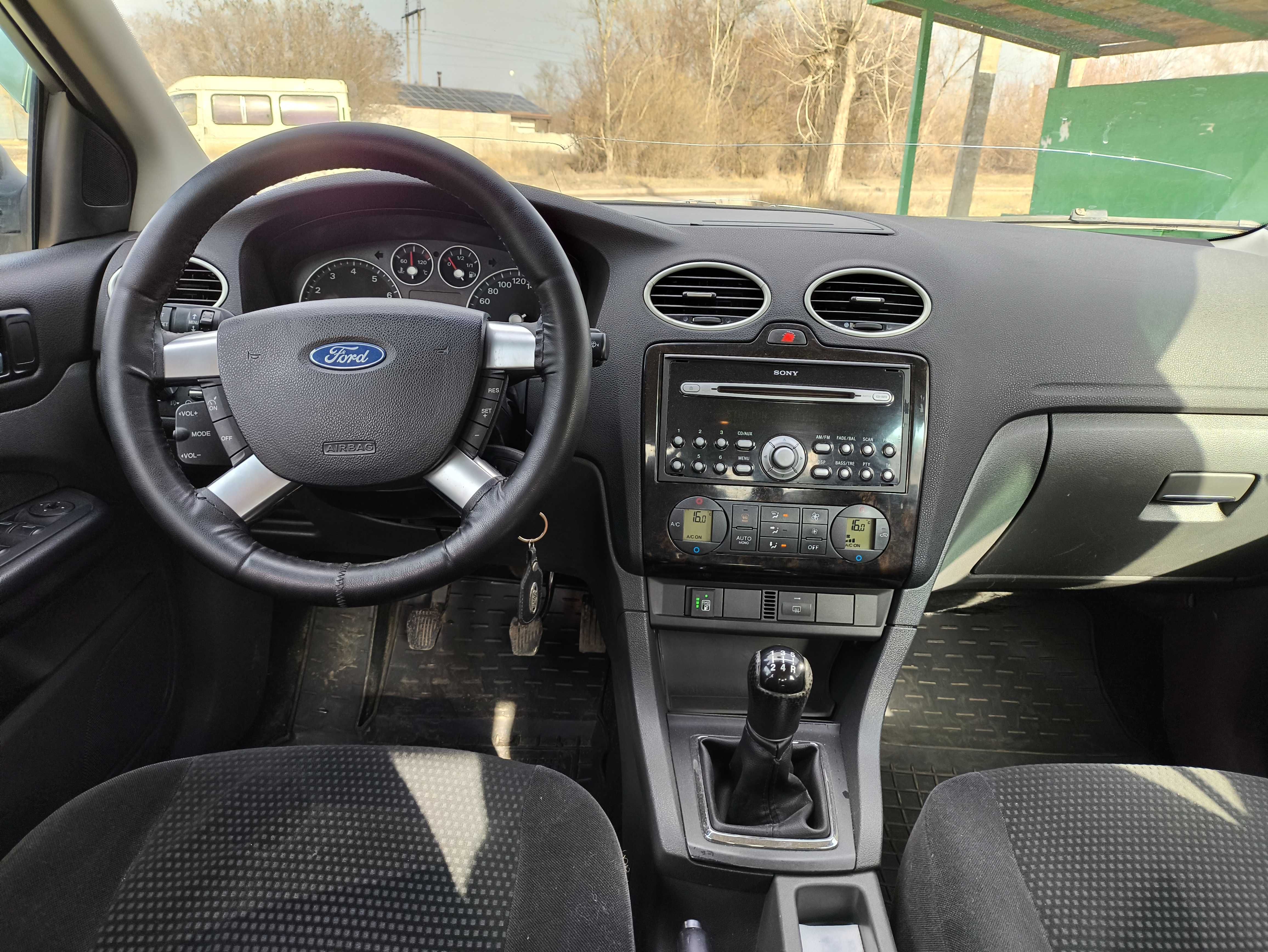 Продам Ford Focus (Chia)