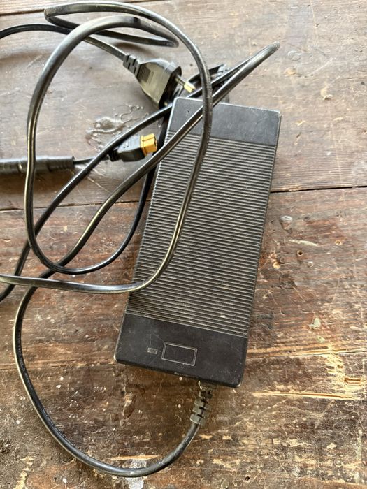 Зарядне 48V 54.6V 13S зарядка