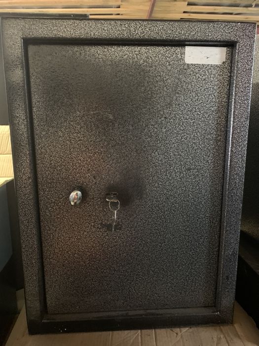 Сейф 65 см з ригильною системою замок Mauer