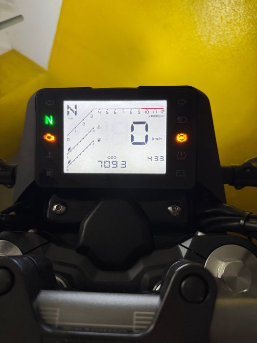 Zontes 125 GK — 2023 • 7.100 km • Impecável • Estilo Scrambler