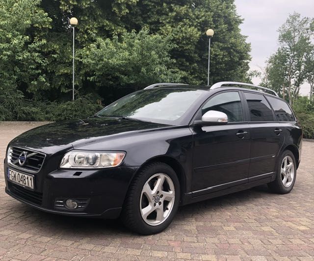 Sprzedam Volvo V50 D3 R-Design 2.0 150KM Diesel Skóra, automat, Navi..