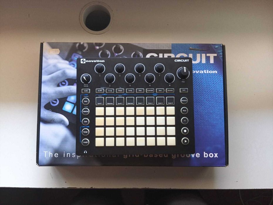 Novation Circuit