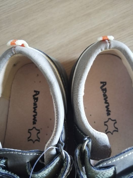 Nowe sandałki Apawwa 30