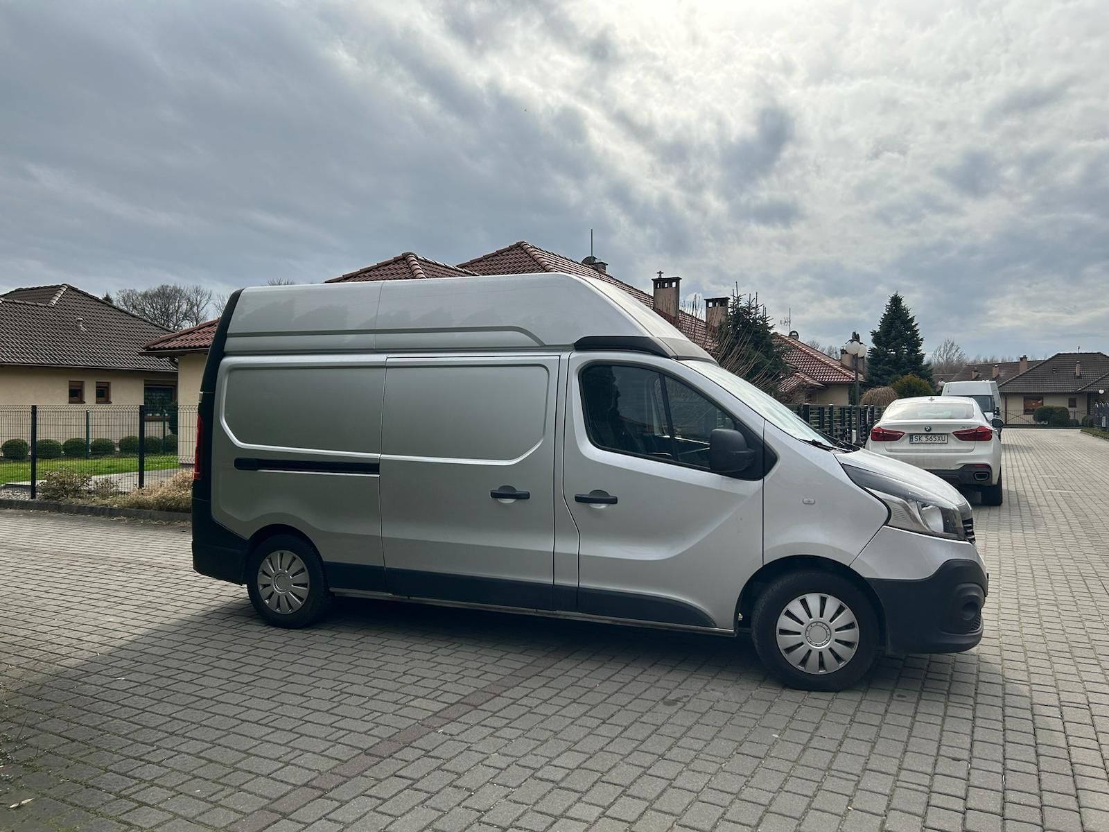 Renault trafic maxi L2H2 Polski salon 163tyś km fak vat