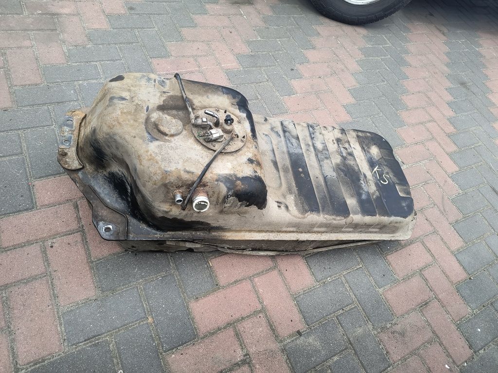 Бак паливний Кіа Соренто 1