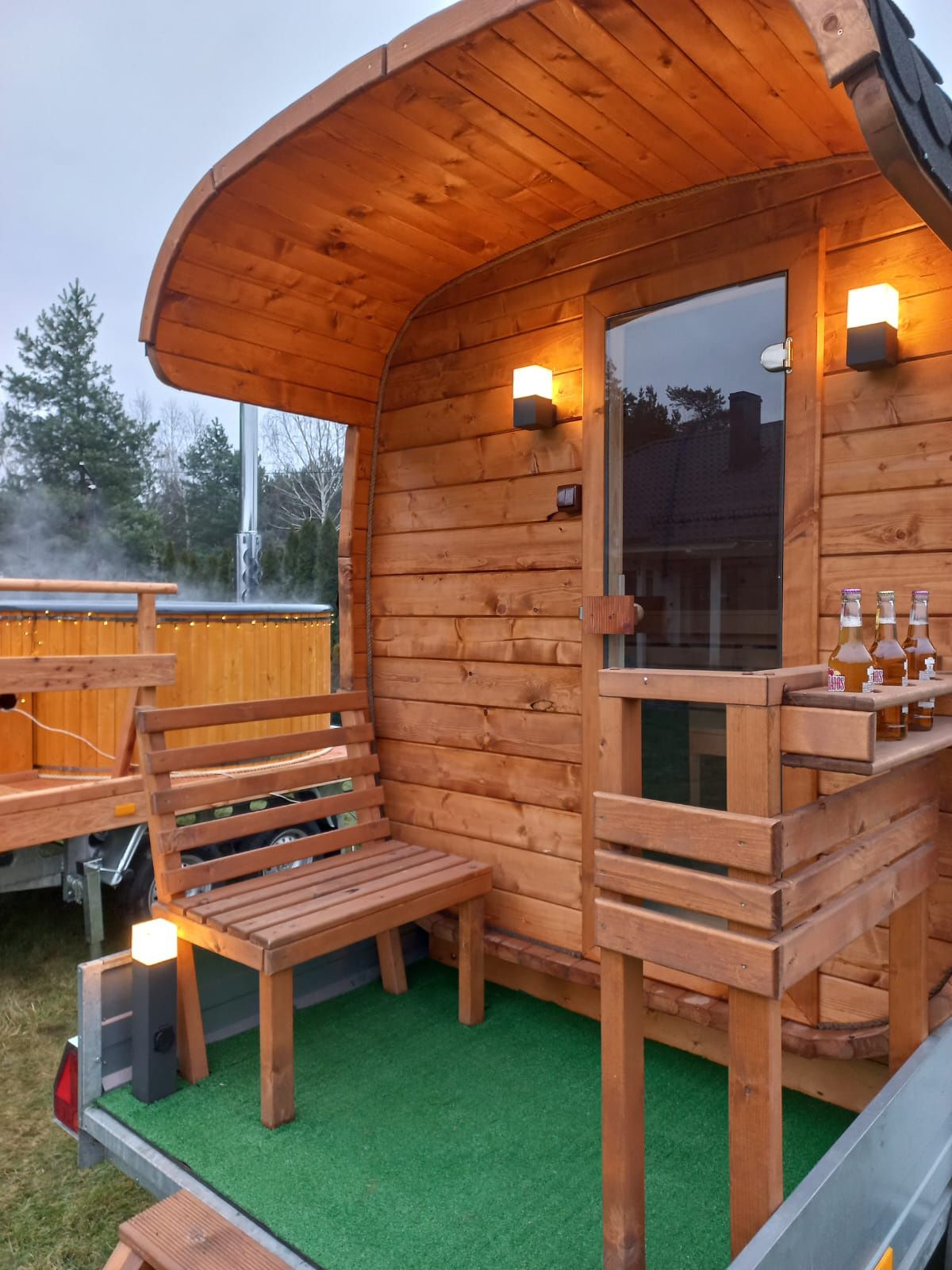 Mobilna bania/sauna/jacuzzi