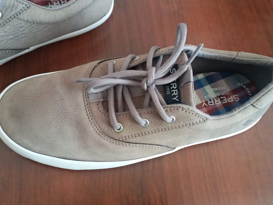 Чоловічі шкіряні кеди