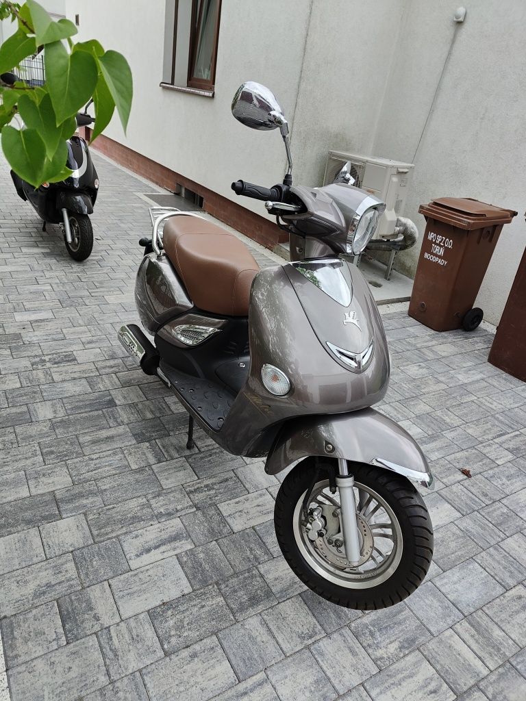 Romet retro 7 skuter 125