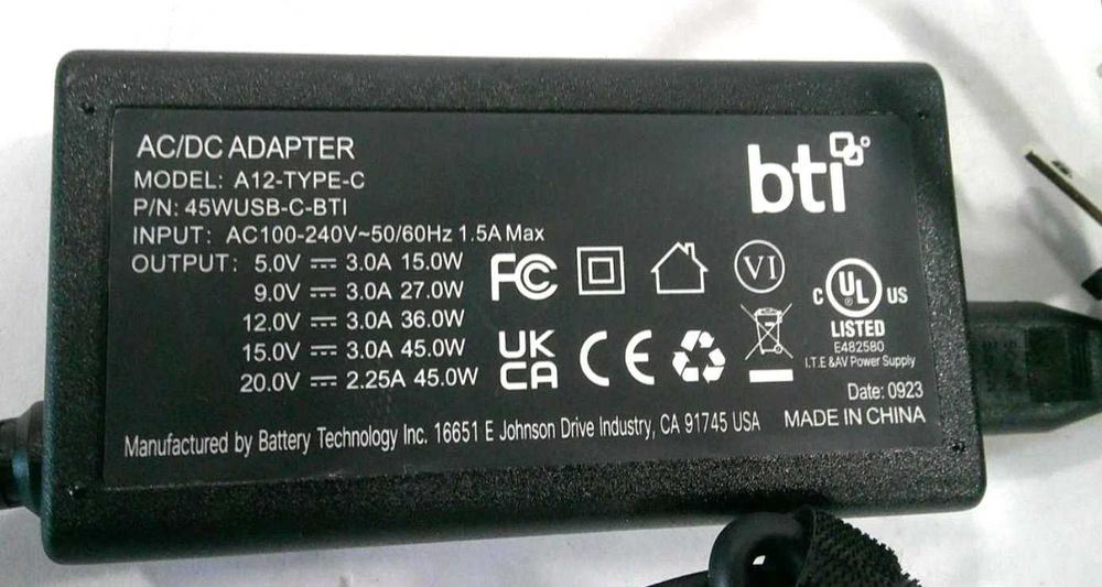 Блок живлення BTI USB TYPE-C 45W (5V 9V 12V 15V 20V) 45WUSB-C-BTI