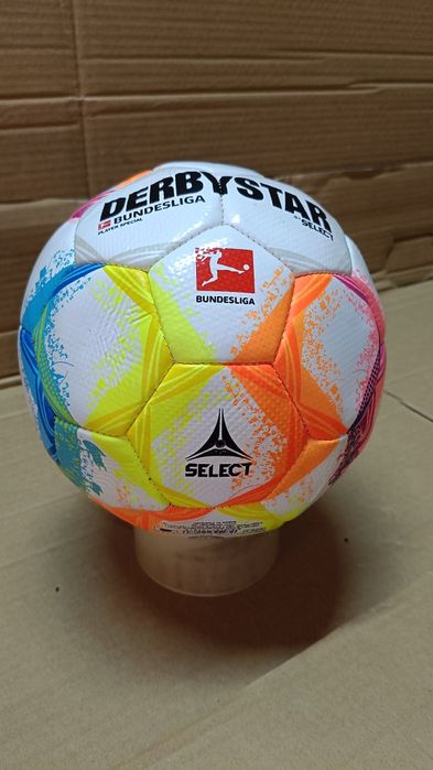 Derbystar Piłka nożna Bundesliga Brillant Replika