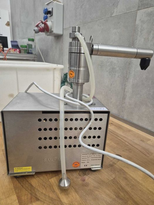 Automat do ubijania śmietany Sanomat Mini Bako S