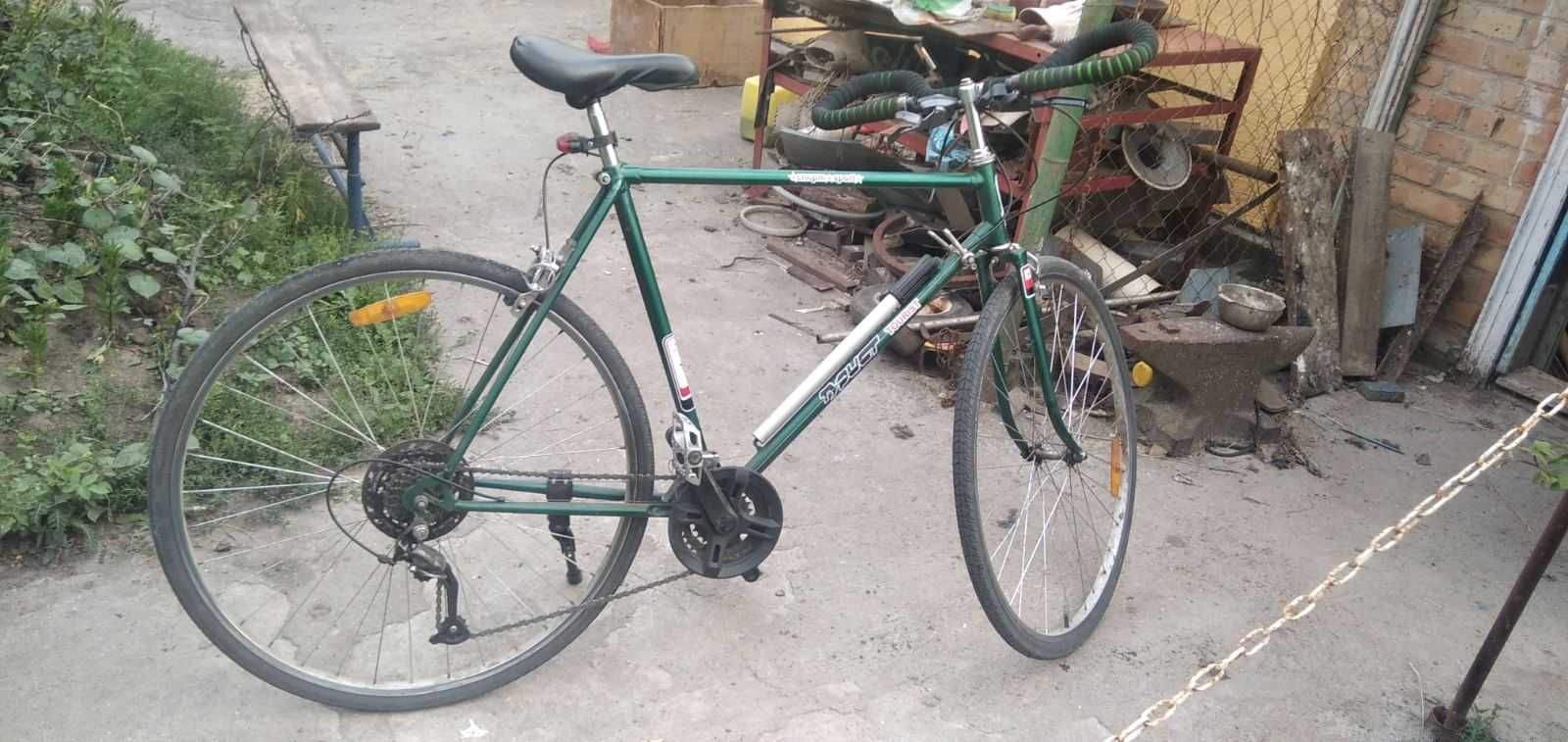 Продам шосейний велосипед на базі хвз турист(1981року)