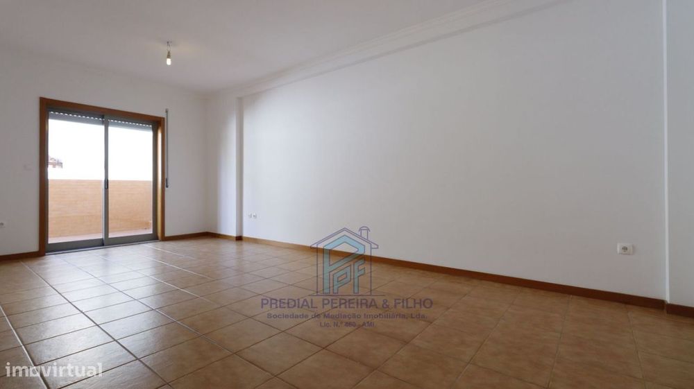 Apartamento T2+1 C/Terraço - Serra do Pilar / V. N. de Gaia