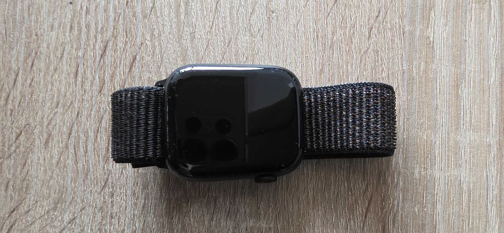 Apple Watch 9 45mm Cellular