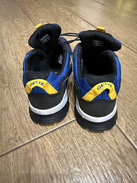 Взуття для хлопчика черевички ботінки Geox