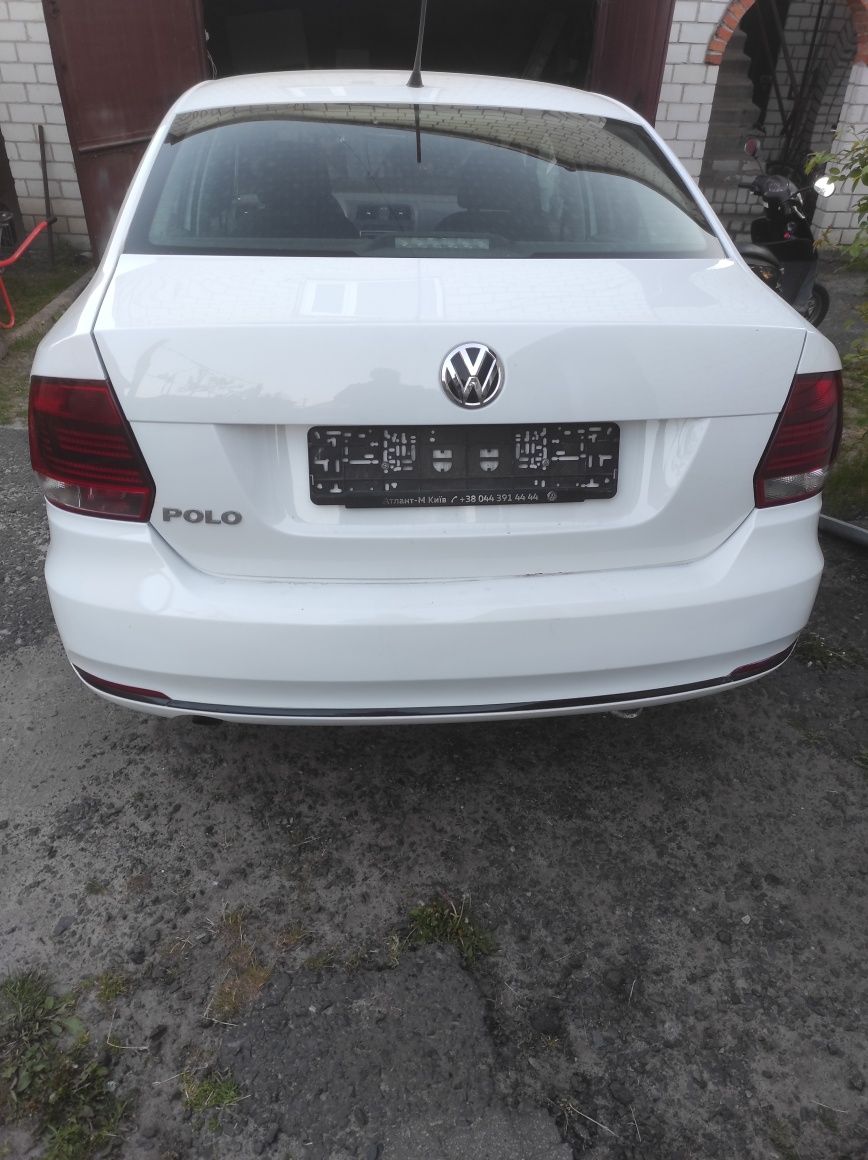 Продам Volkswagen Polo 1.6