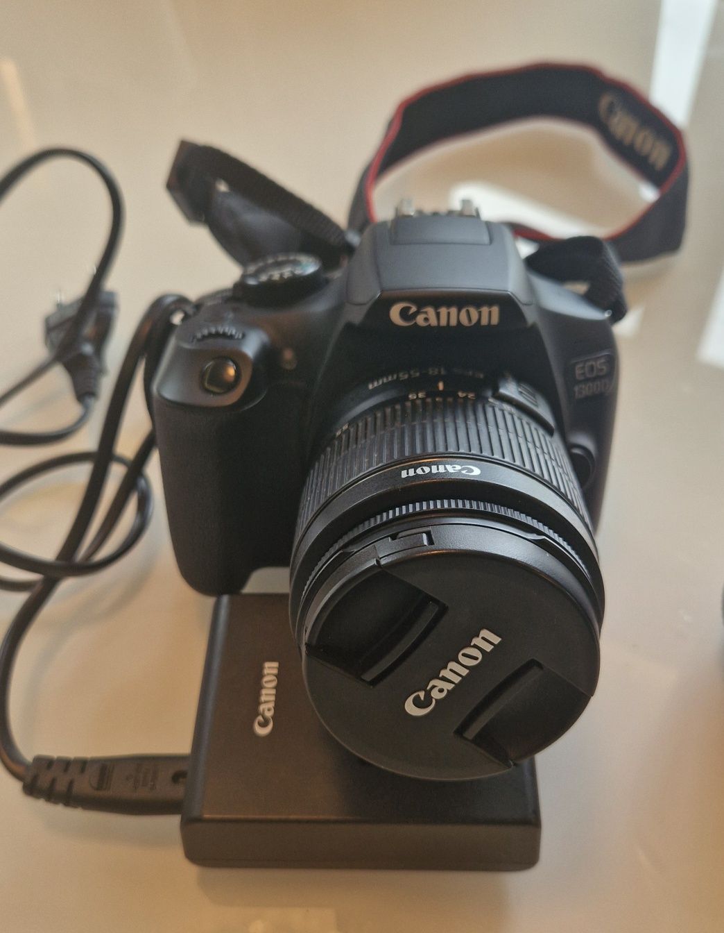 Lustrzanka aparat Canon EOS 1300D korpus + obiektyw gratis