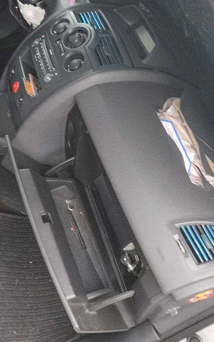 Торпедо (деталі) консоль центральна/бардачок Renault Megane 2