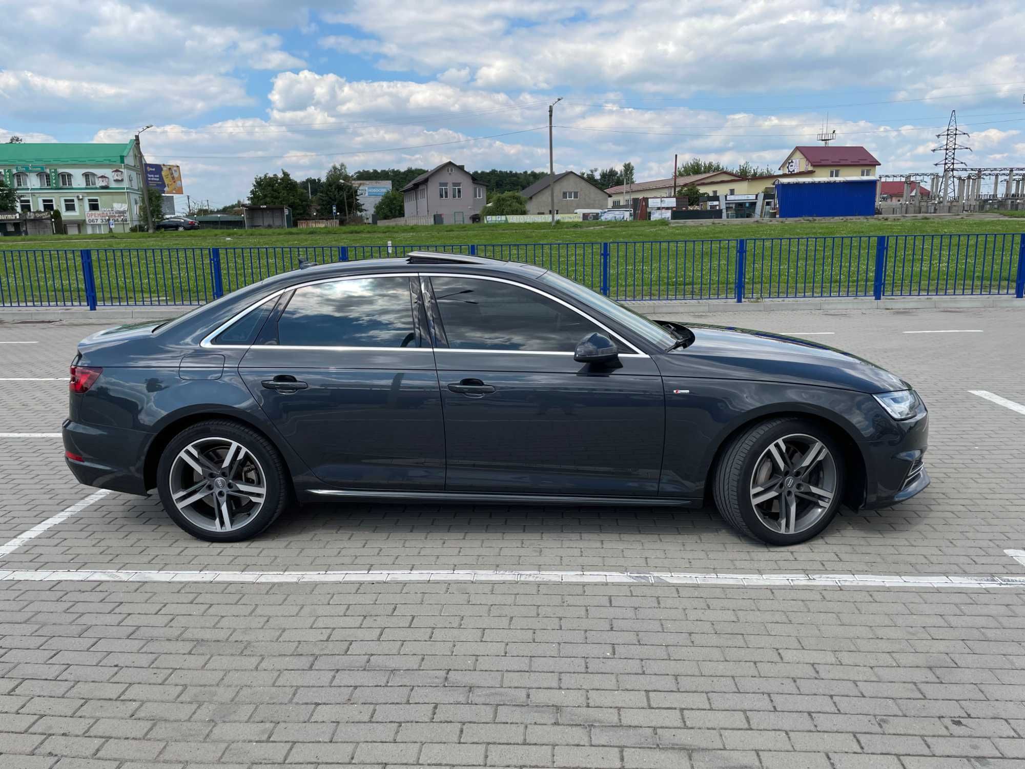 Audi A4 B9 Premium Plus 2.0 tfsi Quattro 252 к/с, S-line