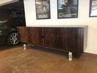 Sideboard vintage nordico em Pau-Santo