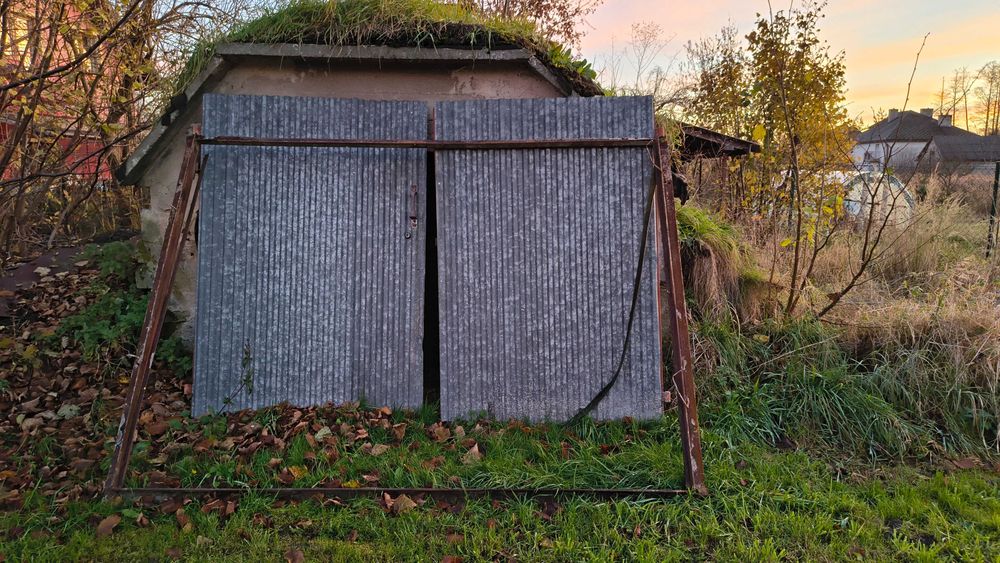 Drzwi garażowe / brama garażowa na budowę