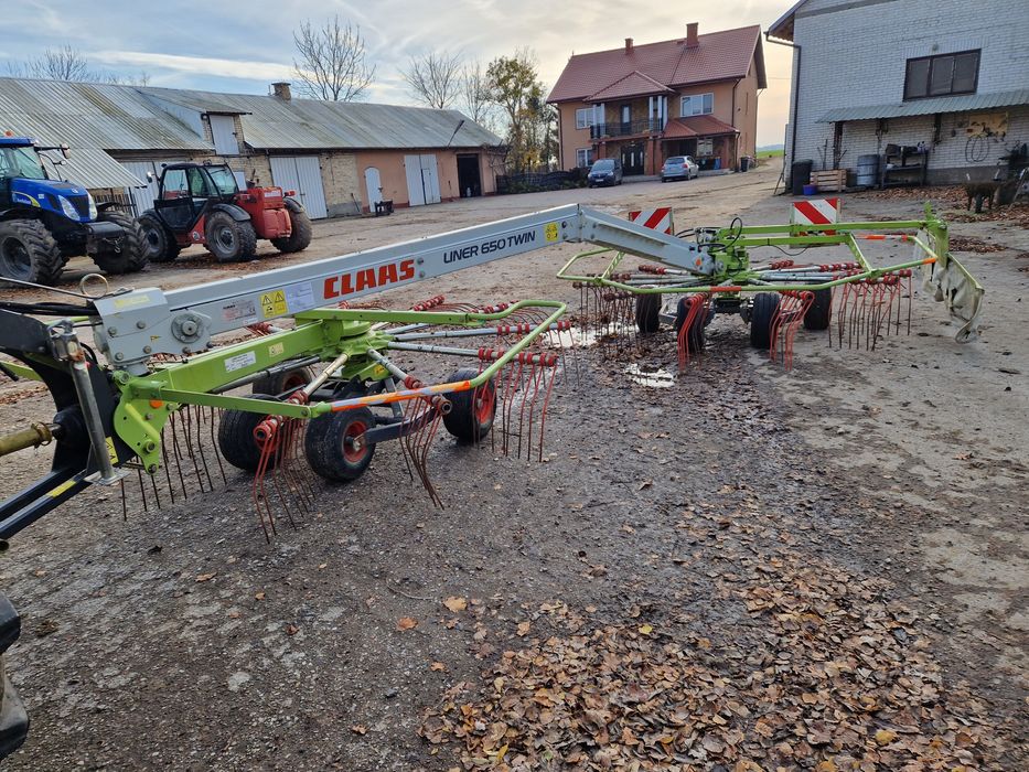 Zgrabiarka dwukaruzelowa CLAAS LINER 650 TWIN 2011rok