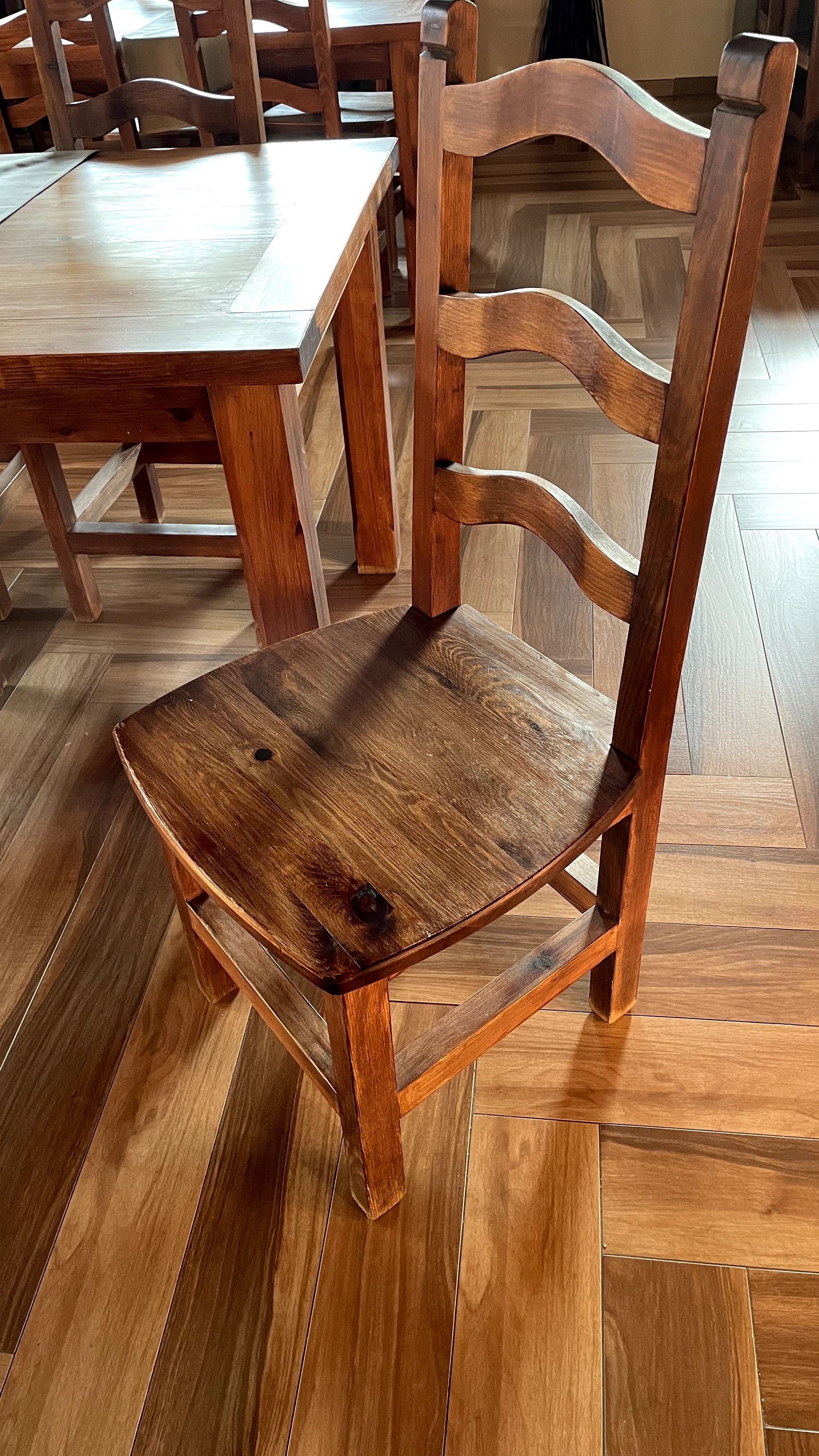Krzesła, krzesło drewniane