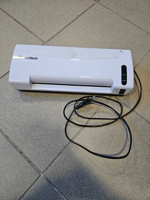 Laminator A4 VeroTech VL-640 z trymerem