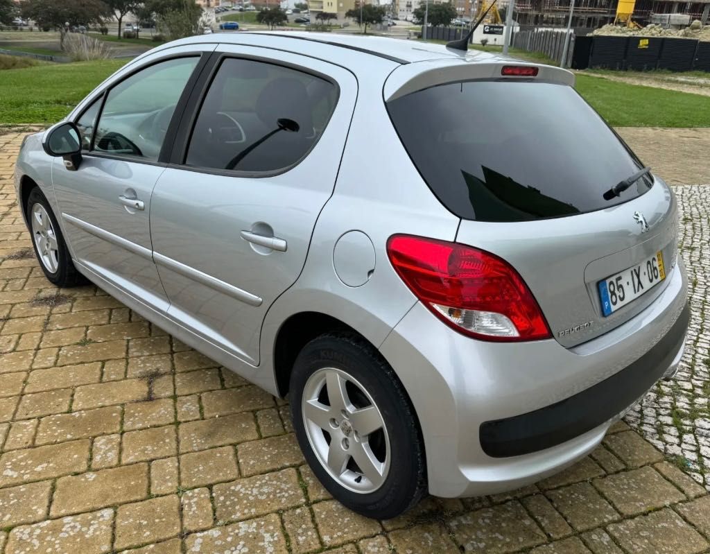 Peugeot 207 1.4 16V trendy