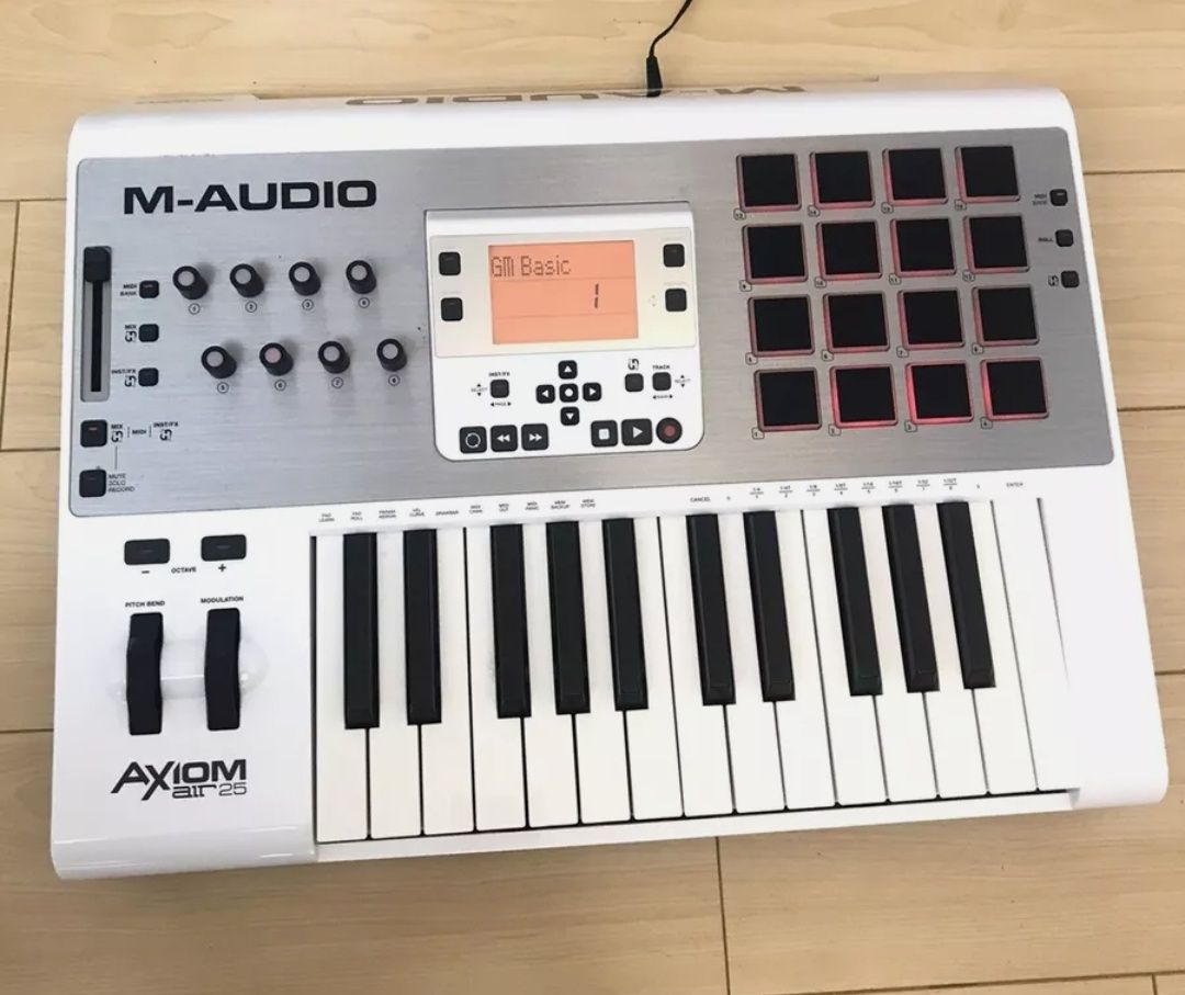 Teclado midi m-audio axioma air 25