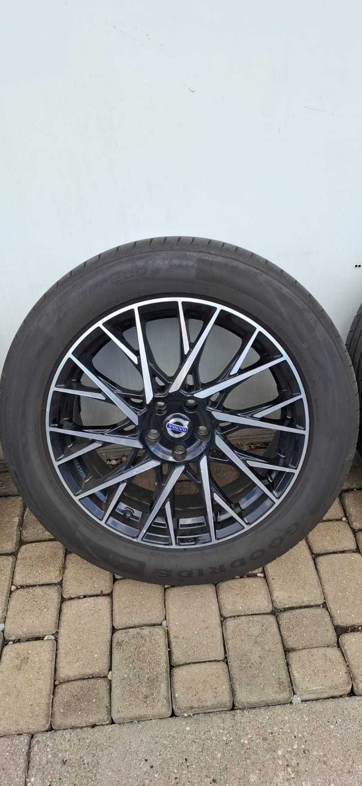 Komplet kół Volvo XC60 z oponami letnimi 235/55/R19