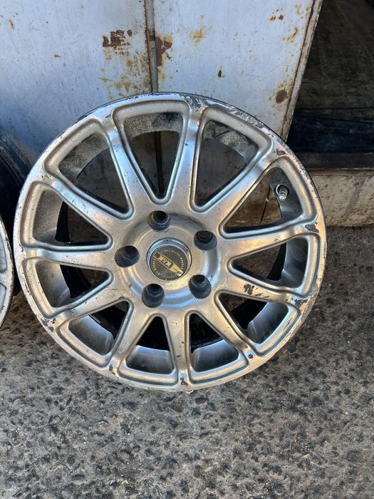 Диски радіс 15, 5-112 J5x15H2