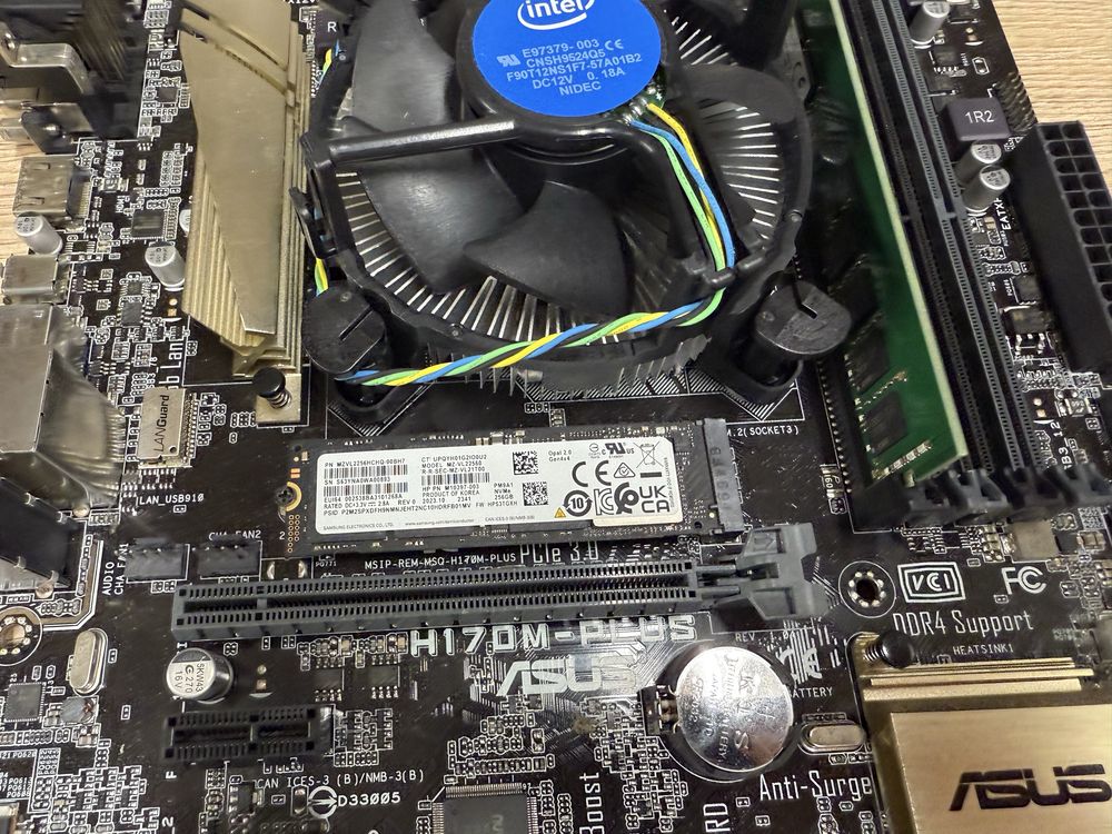Комплект Asus H170-Plus + i5-6500 + 8gb ddr4 + 256gb nvme Samsung