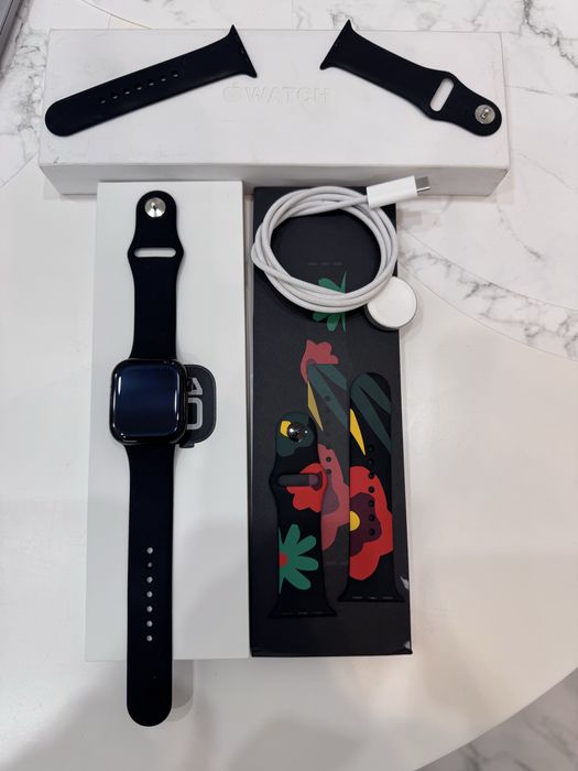 Apple Watch Series 10 42mm Jet Black