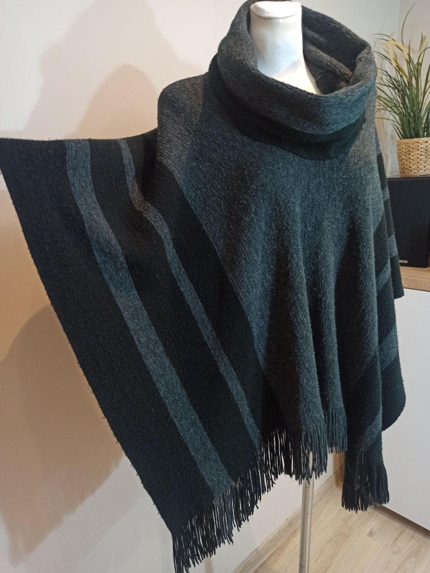 Szaro czarne ponczo F&F rozm. M/L