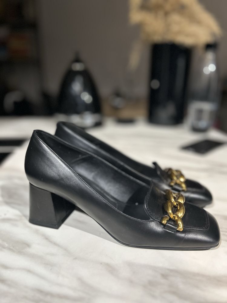 Czarne czółenka Massimo Dutti 38