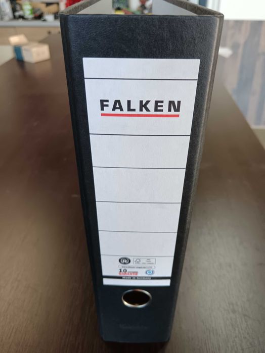 Segregator A4 1 szt do sprzedaży mam 20 szt