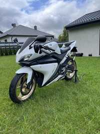 Sprzedam Yamaha YZF R125