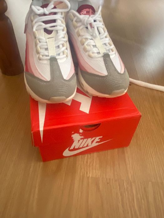 Nike Air Max 95 Anatomy of Air