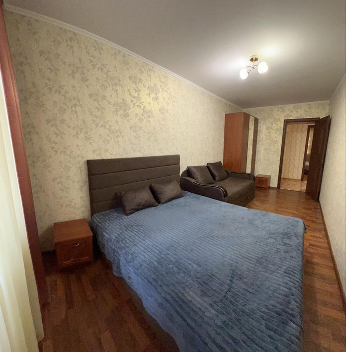 Здам 3 км. кв жд,авто вокзали. в центрі міста по добово 1300 за добу.
