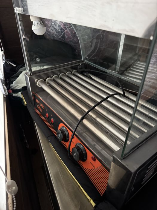 Продам роликовий гриль для хот-догів з захисним склом