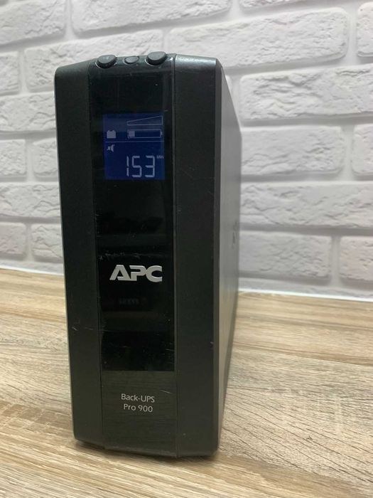 APC Back-UPS Pro 900