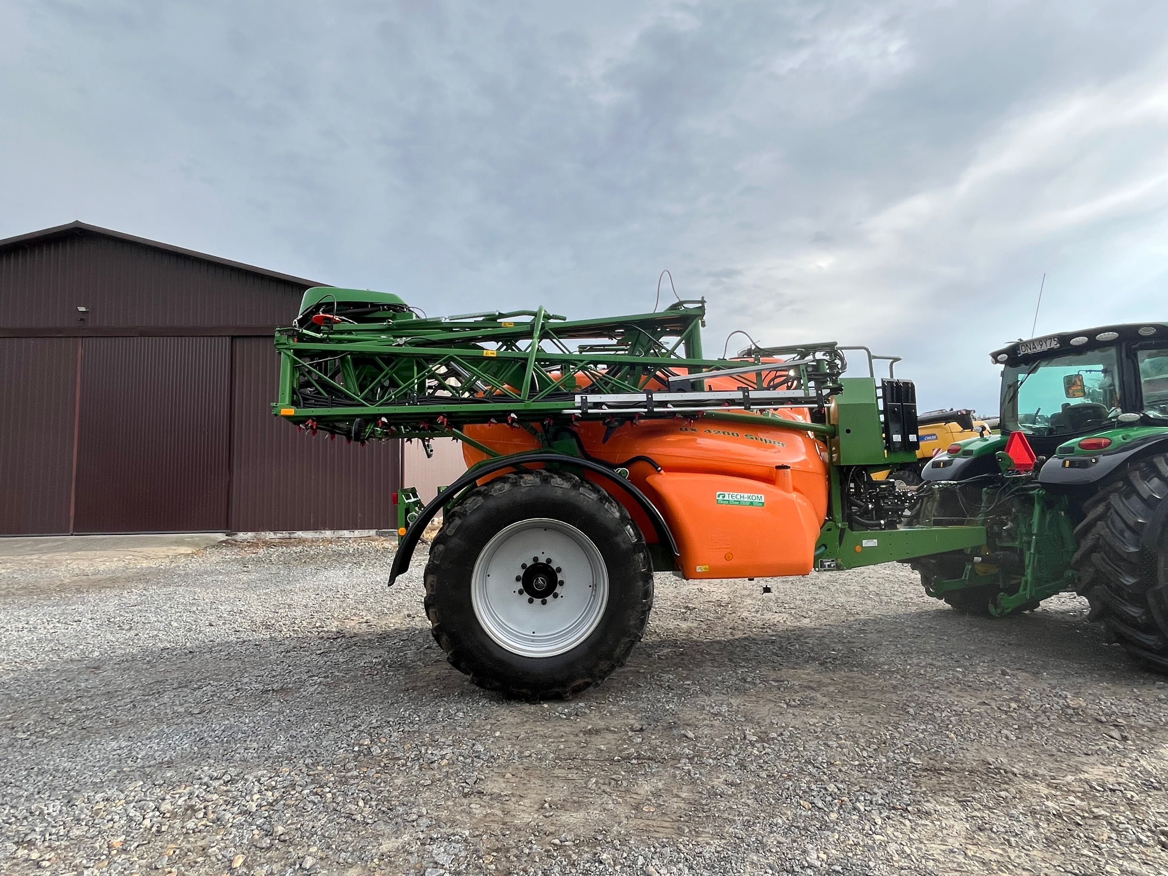 Amazone UX 4200 Super Stan