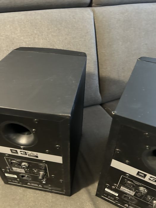 Monitory studyjne JBL 305P MkII (para)