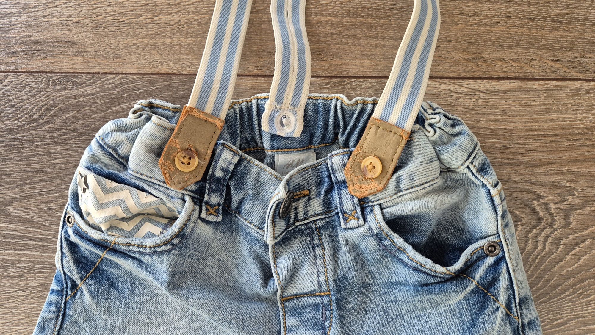 Jeansy spodnie dla chłopca na szelkach rozmiar 68 h&m