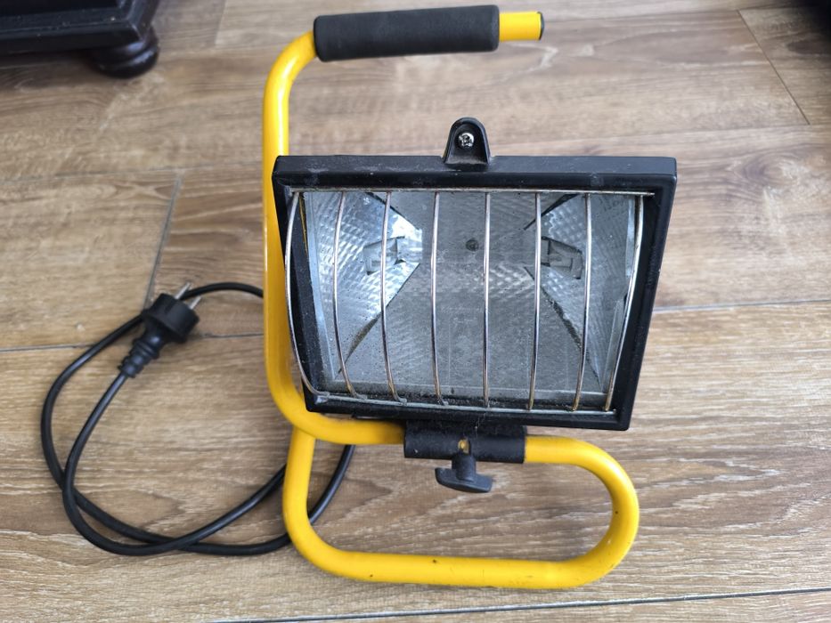 Reflektor Lampa garażowa