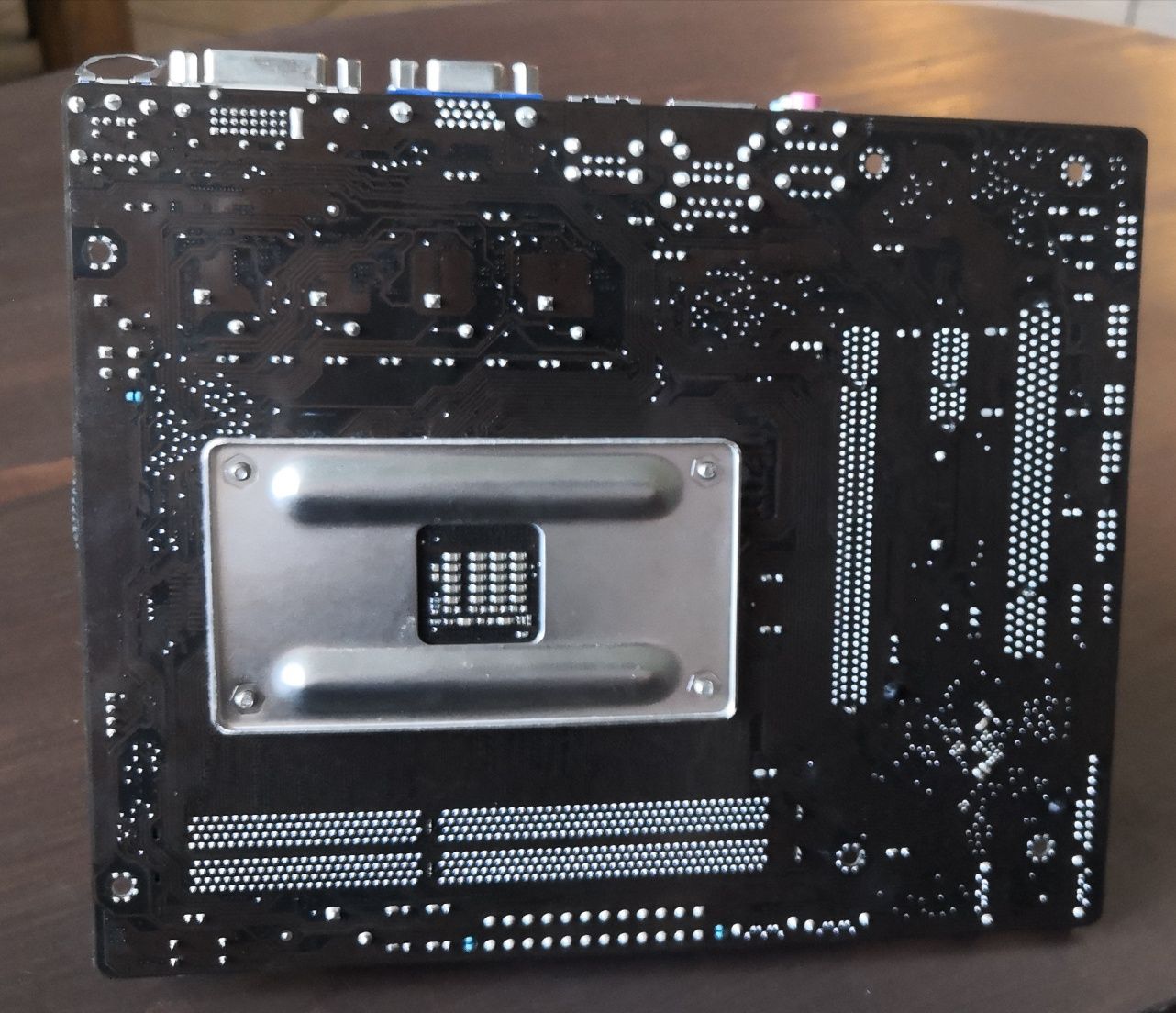 Материнська плата ASUS F1A55-M LK R2.0