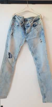 Sprzedam spodnie jeans