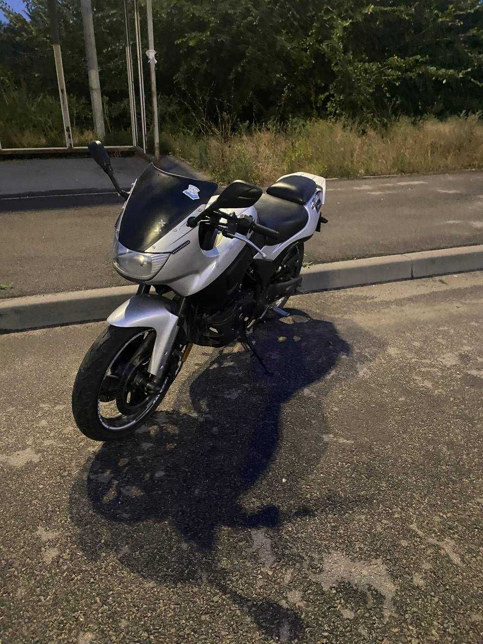 Продаю Zongshen zs250gs